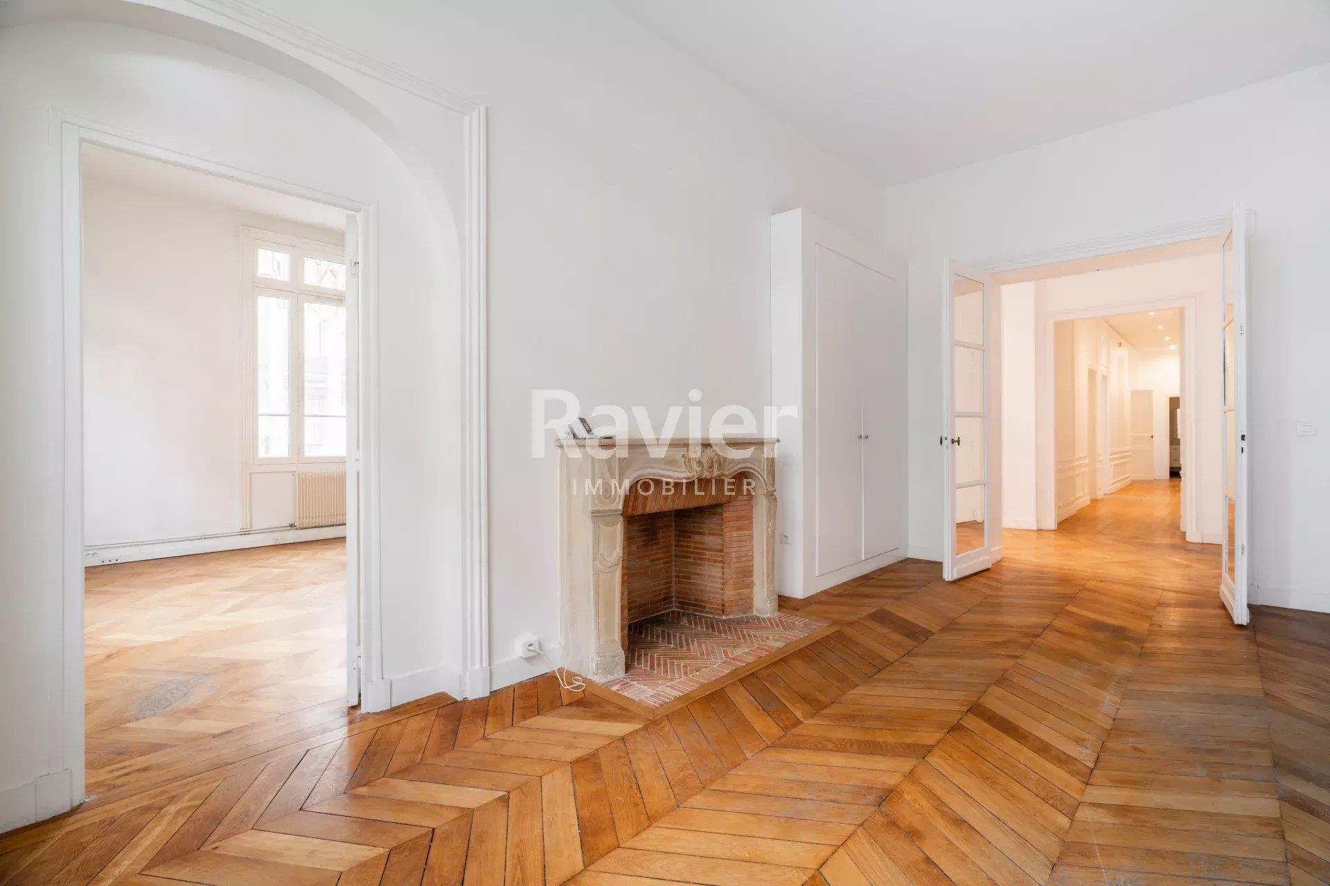 Appartement à vendre, 177m², Paris 7ème