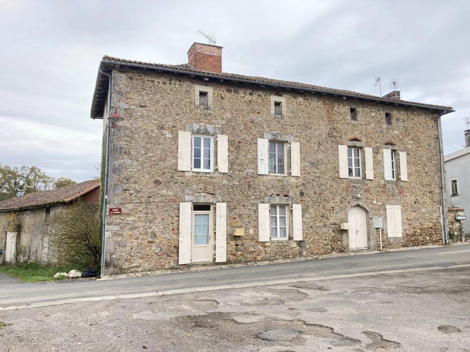 Appartement à vendre, 330m², Saint-Maurice-des-Lions