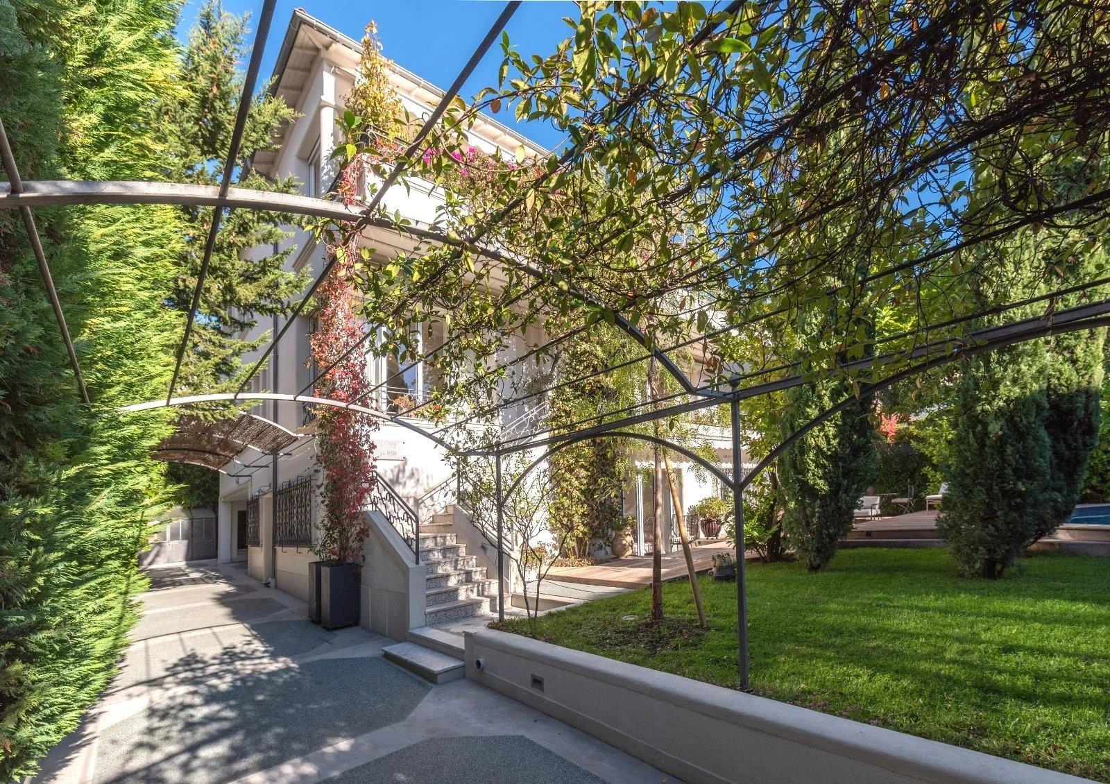 Maison à vendre, 360m², Nice