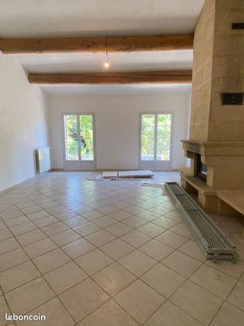 Maison à louer, 133m², Sarrians