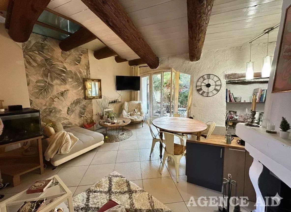 Appartement à vendre, 70m², Cuges-les-Pins