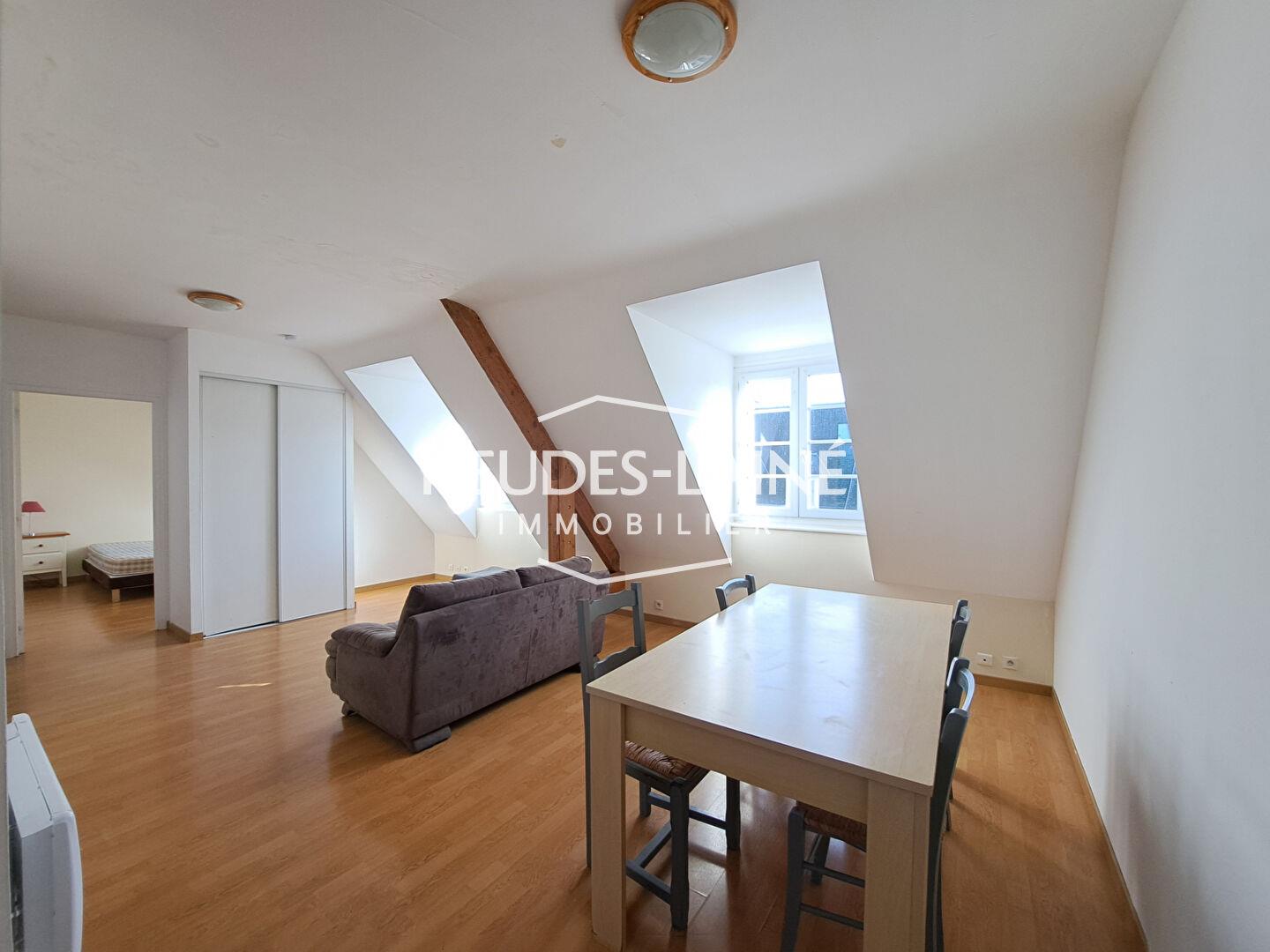 Appartement à louer, 46m², Saint-Hilaire-du-Harcouët