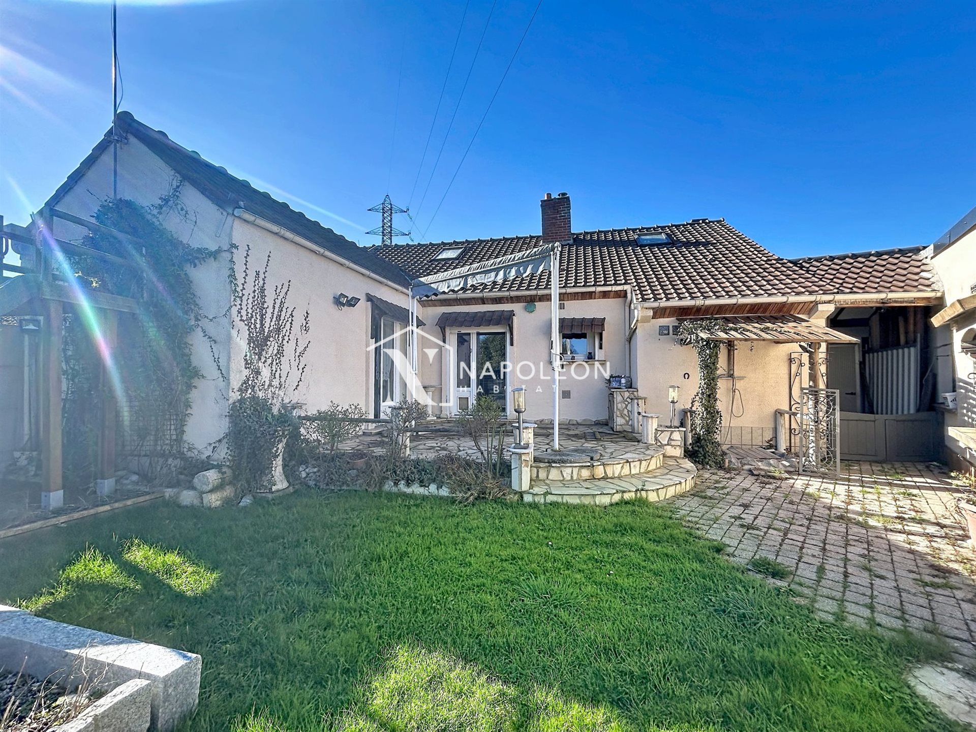 Maison à vendre, 131m², Beuvrages