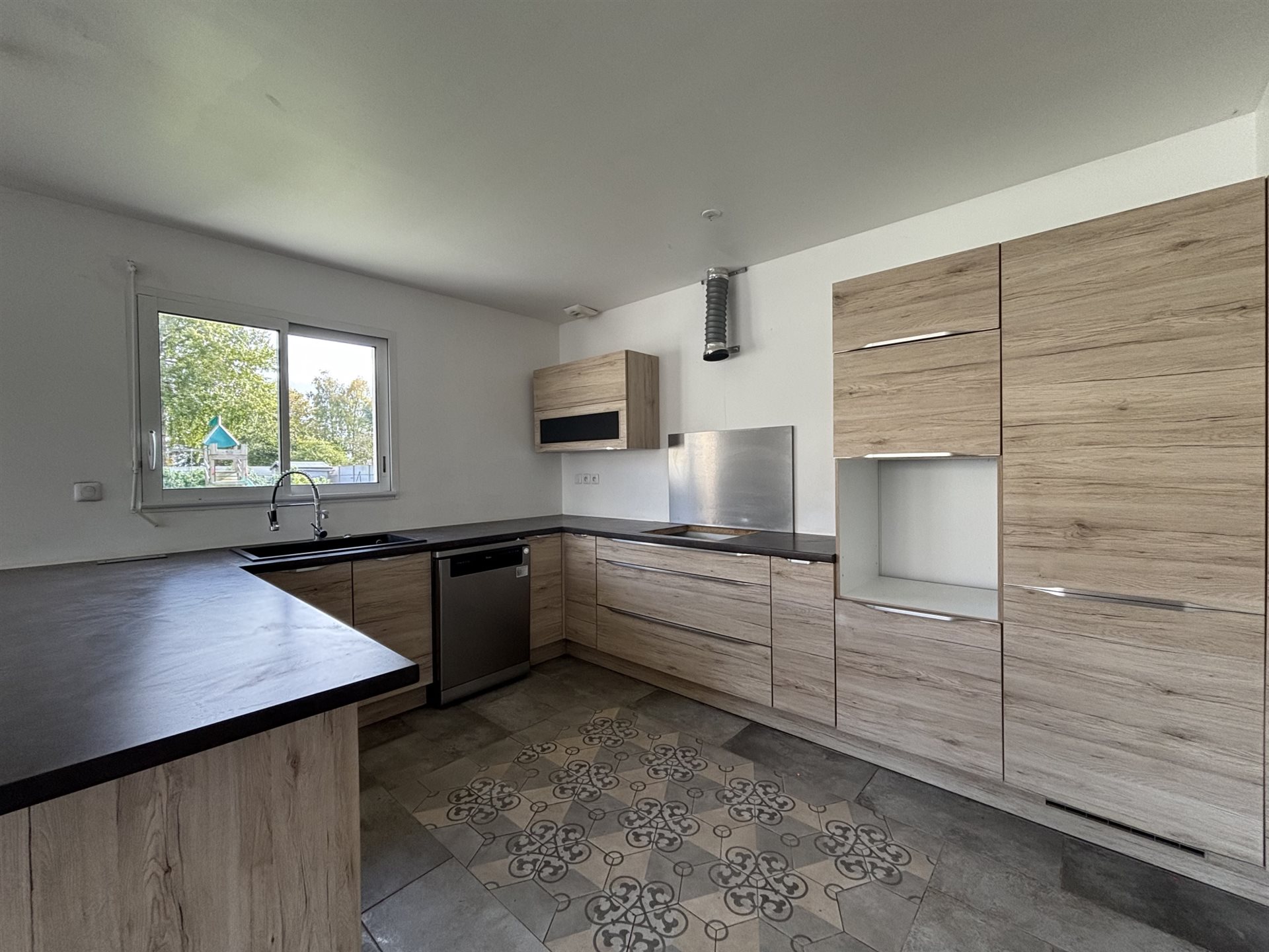 Maison à louer, 123m², Talmas