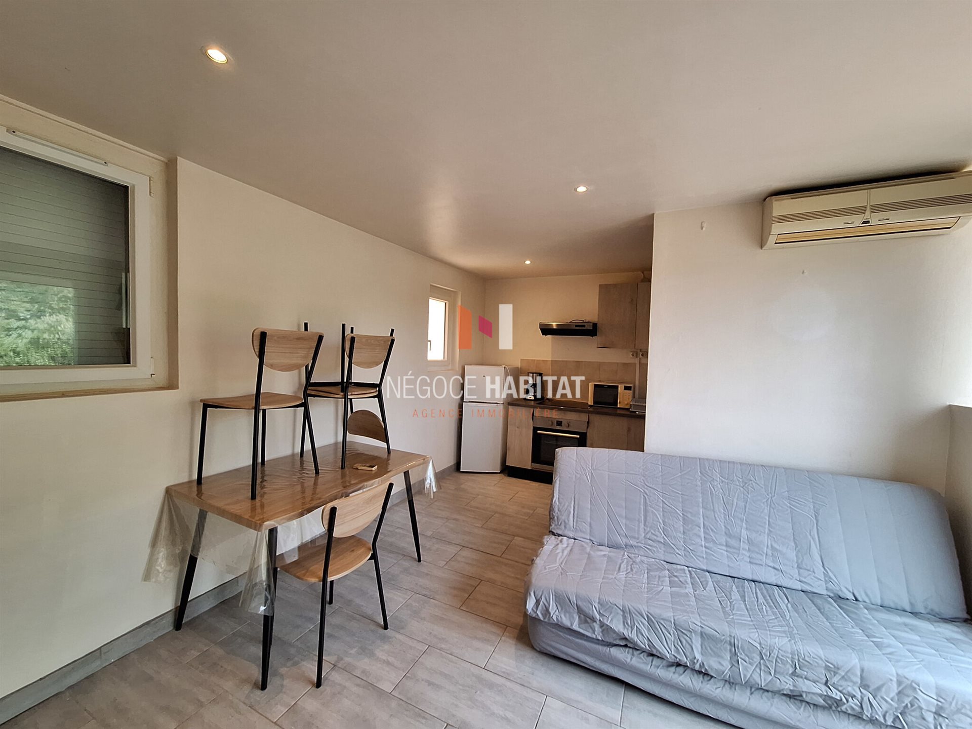 Appartement à louer, 31m², Argelliers