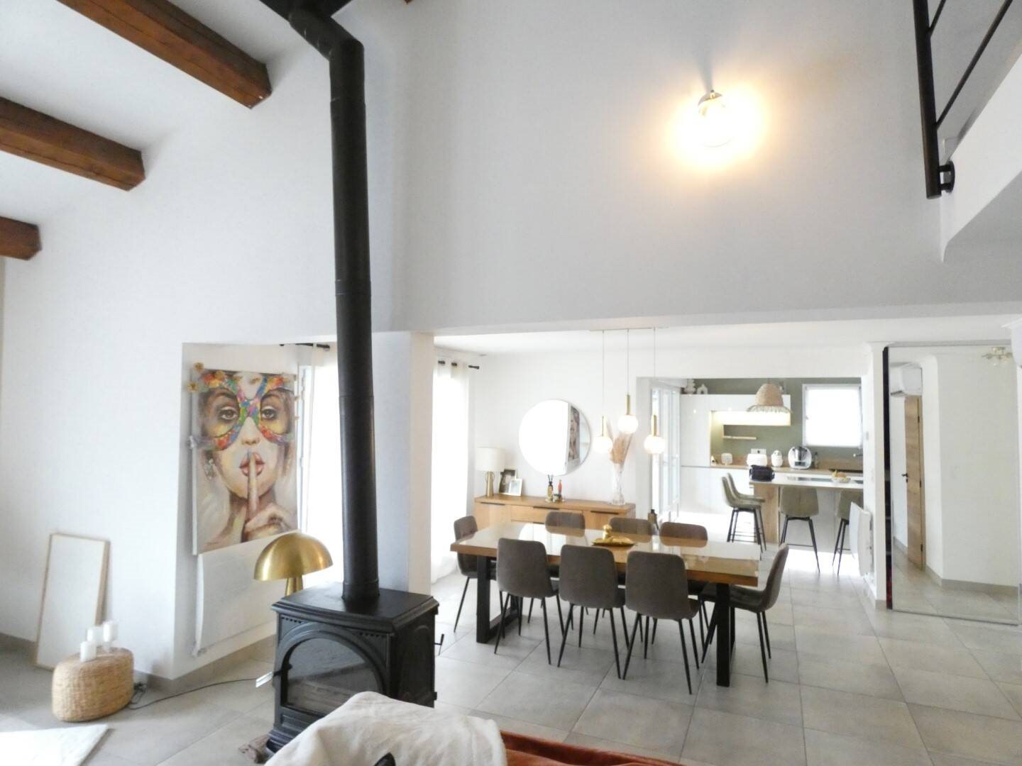 Maison à vendre, 190m², Saint-Privat-des-Vieux