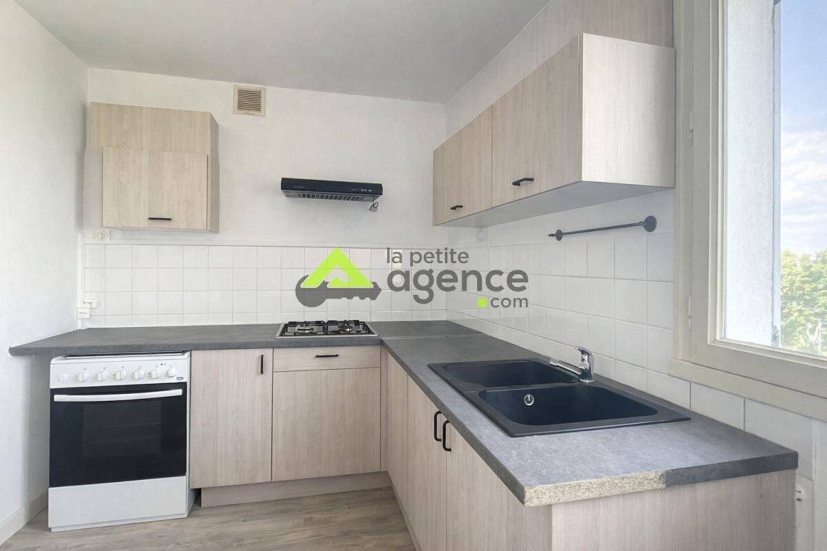Maison à louer, 91m², Guéret