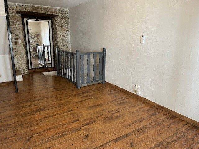 Maison à louer, 61m², Couffoulens