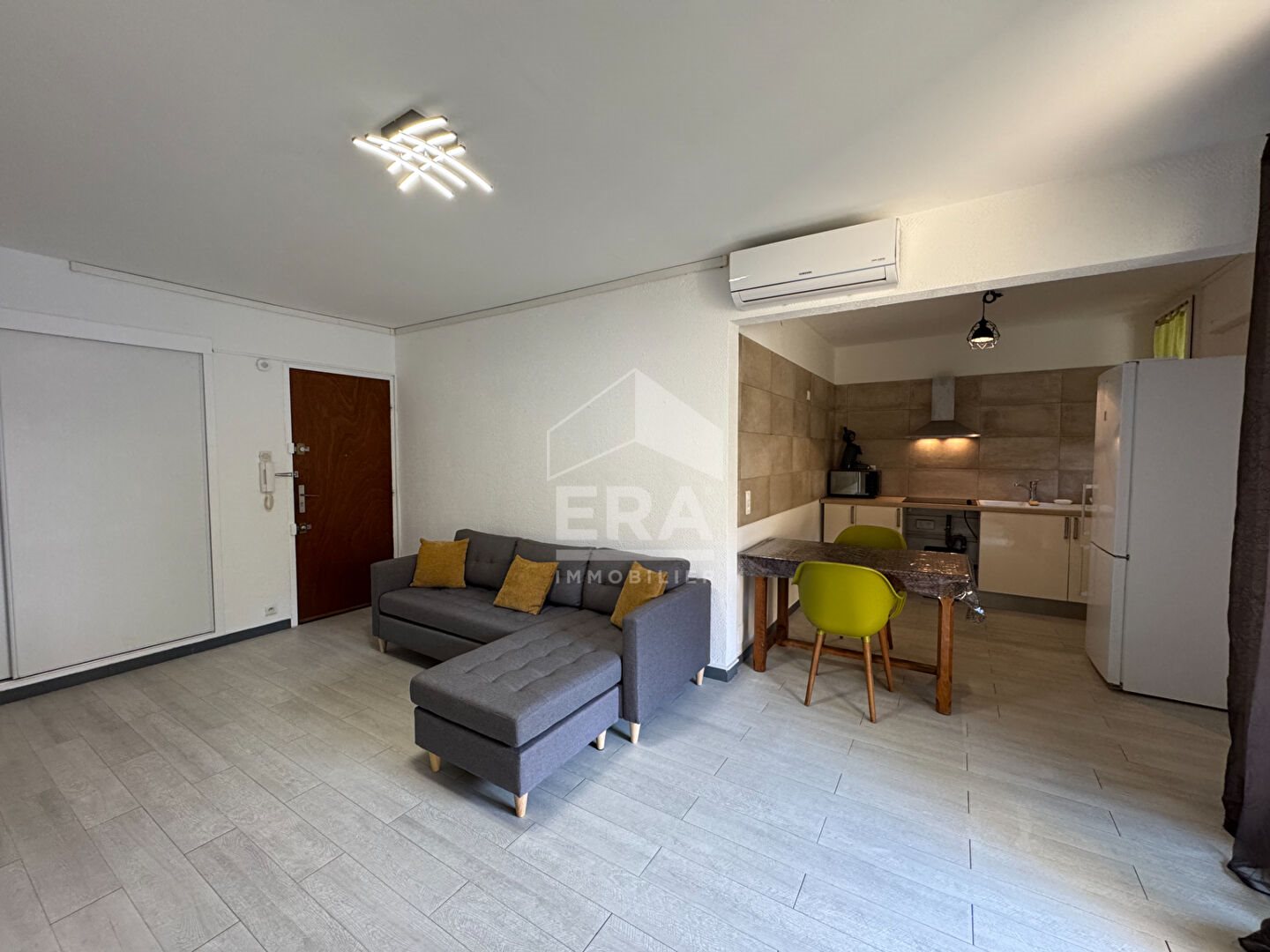 Appartement à louer, 45m², Saint-Cyr-sur-Mer