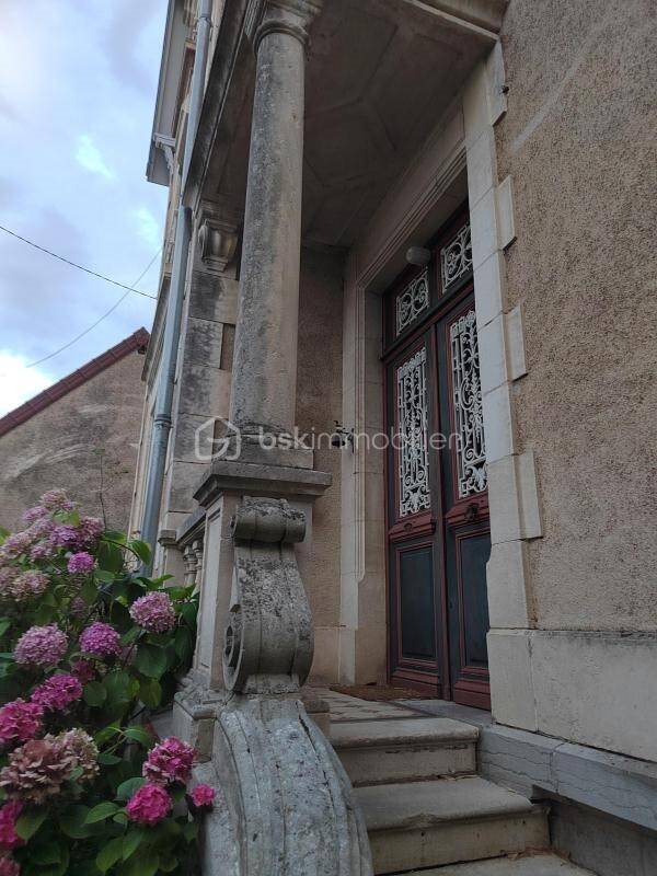 Maison à vendre, 220m², Saint-Amand-Montrond