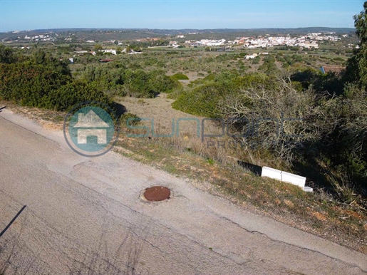 Rustic land with open views of the countryside near Luz and Burgau