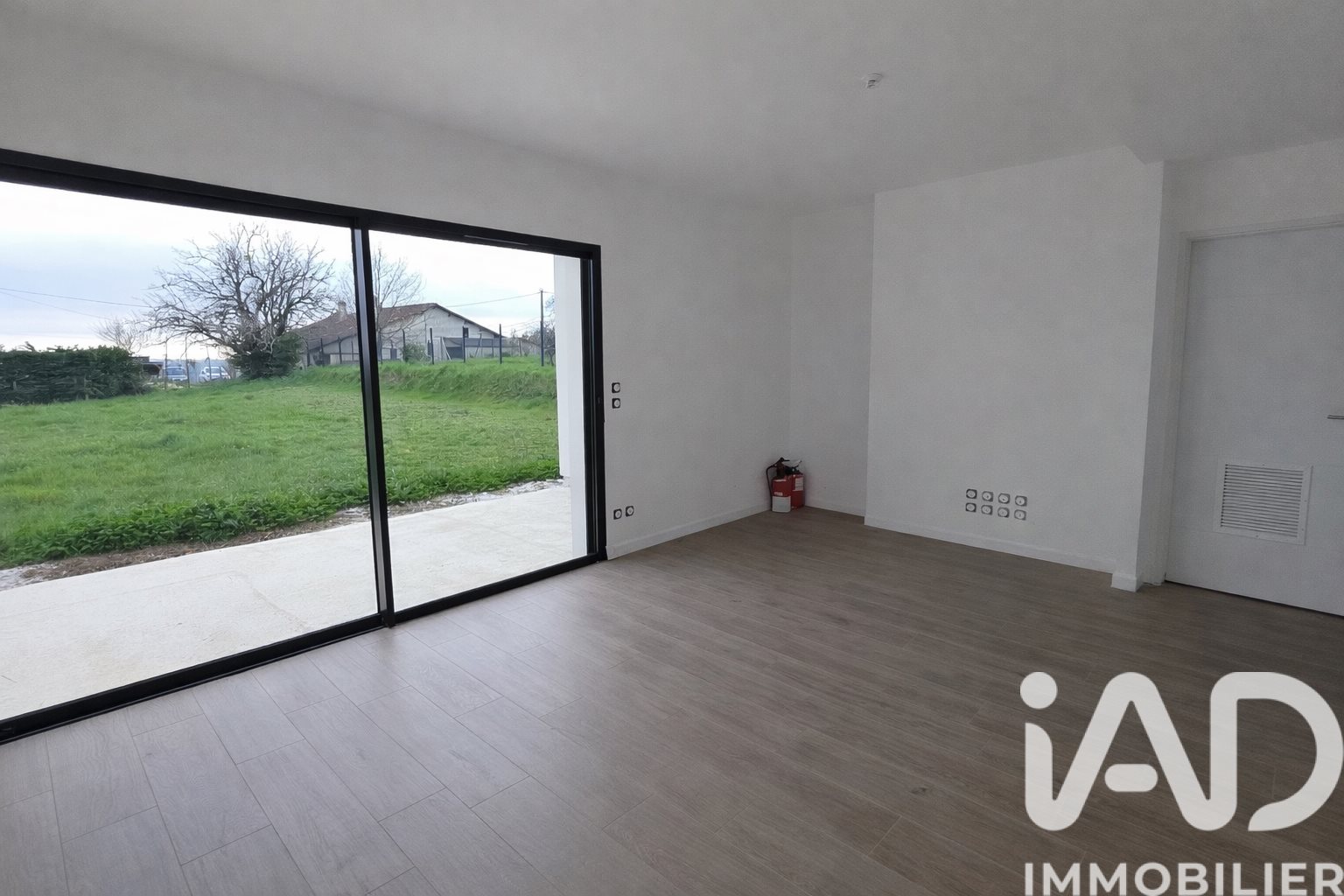 Maison à vendre, 107m², Plassac