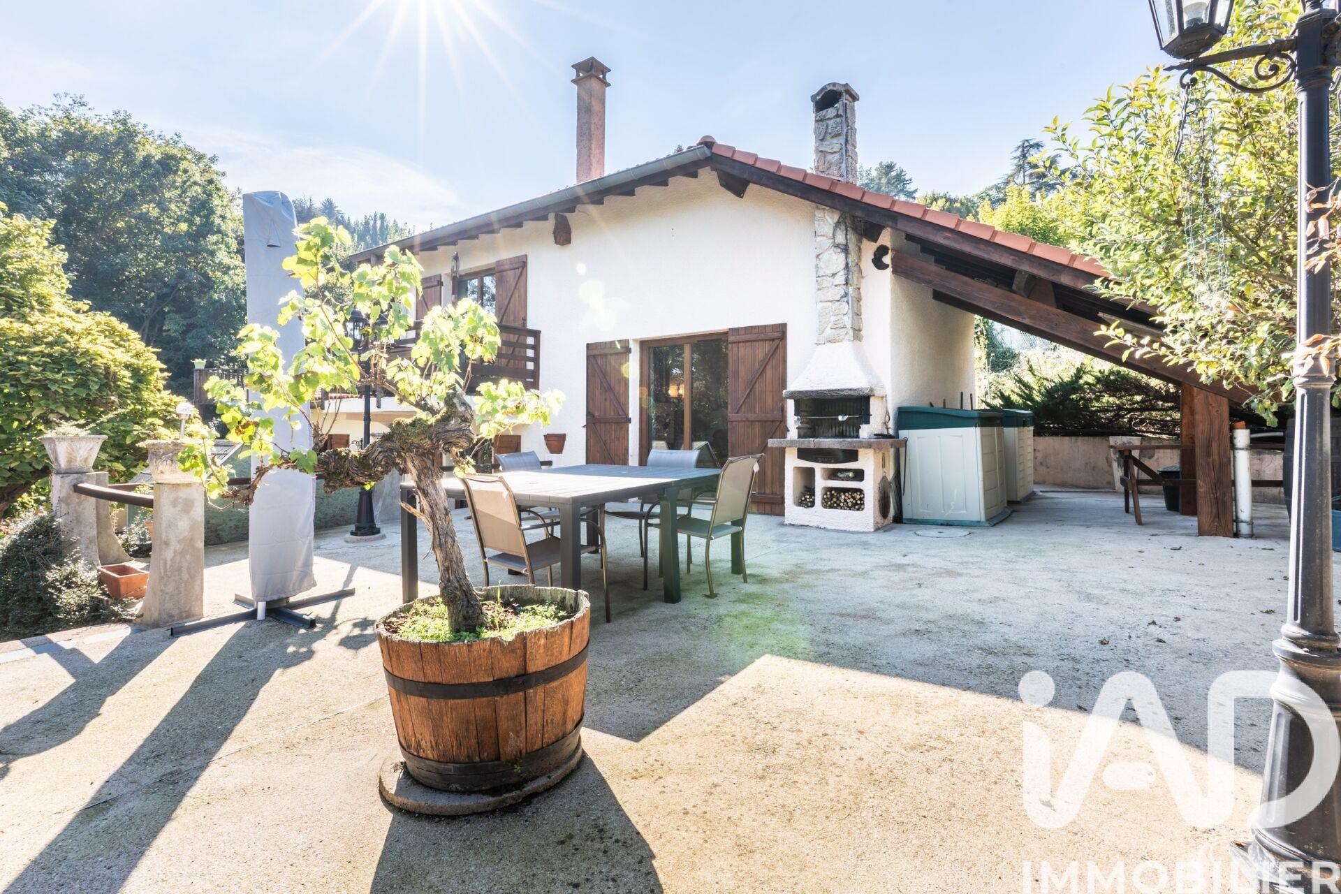 Maison à vendre, 98m², Saint-Genest-Lerpt