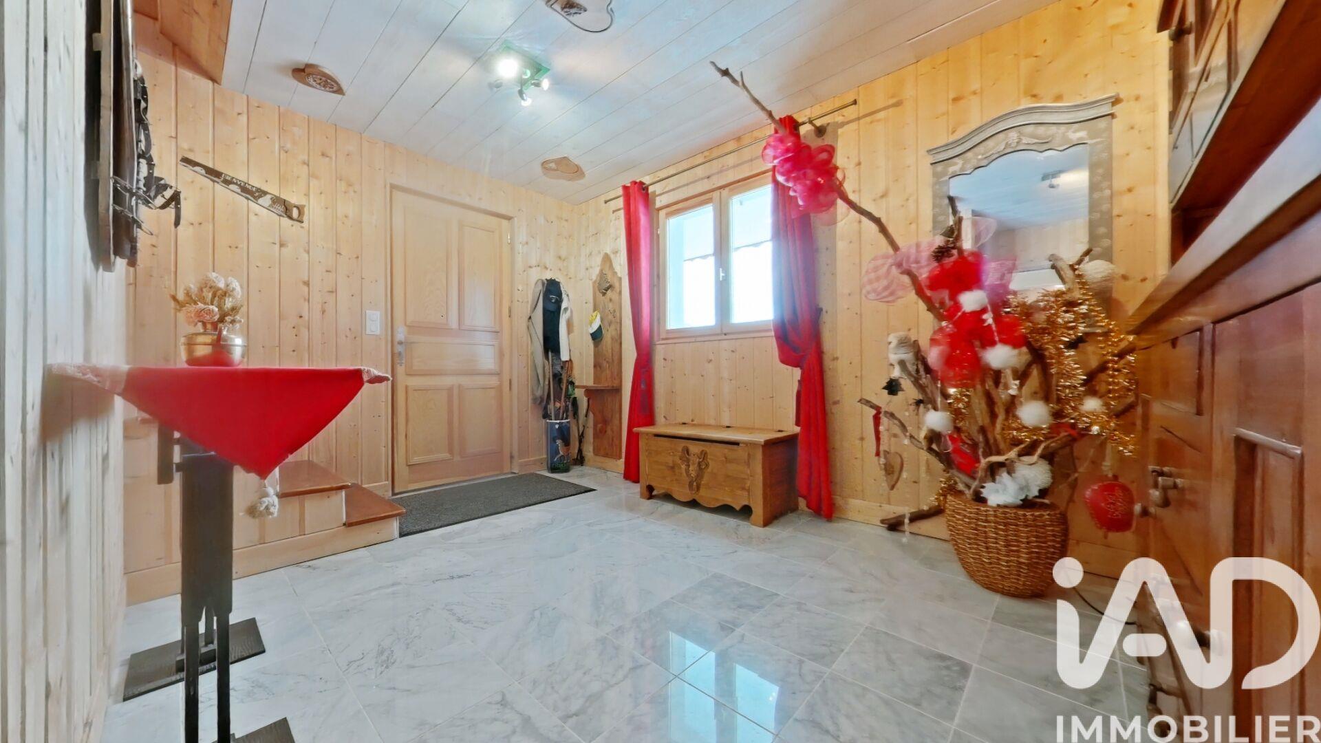 Maison à vendre, 131m², Prémanon