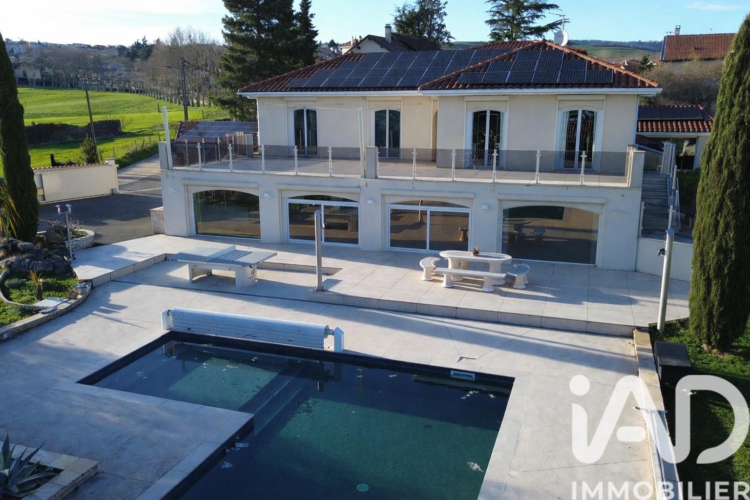 Maison à vendre, 260m², Saint-Martin-la-Plaine