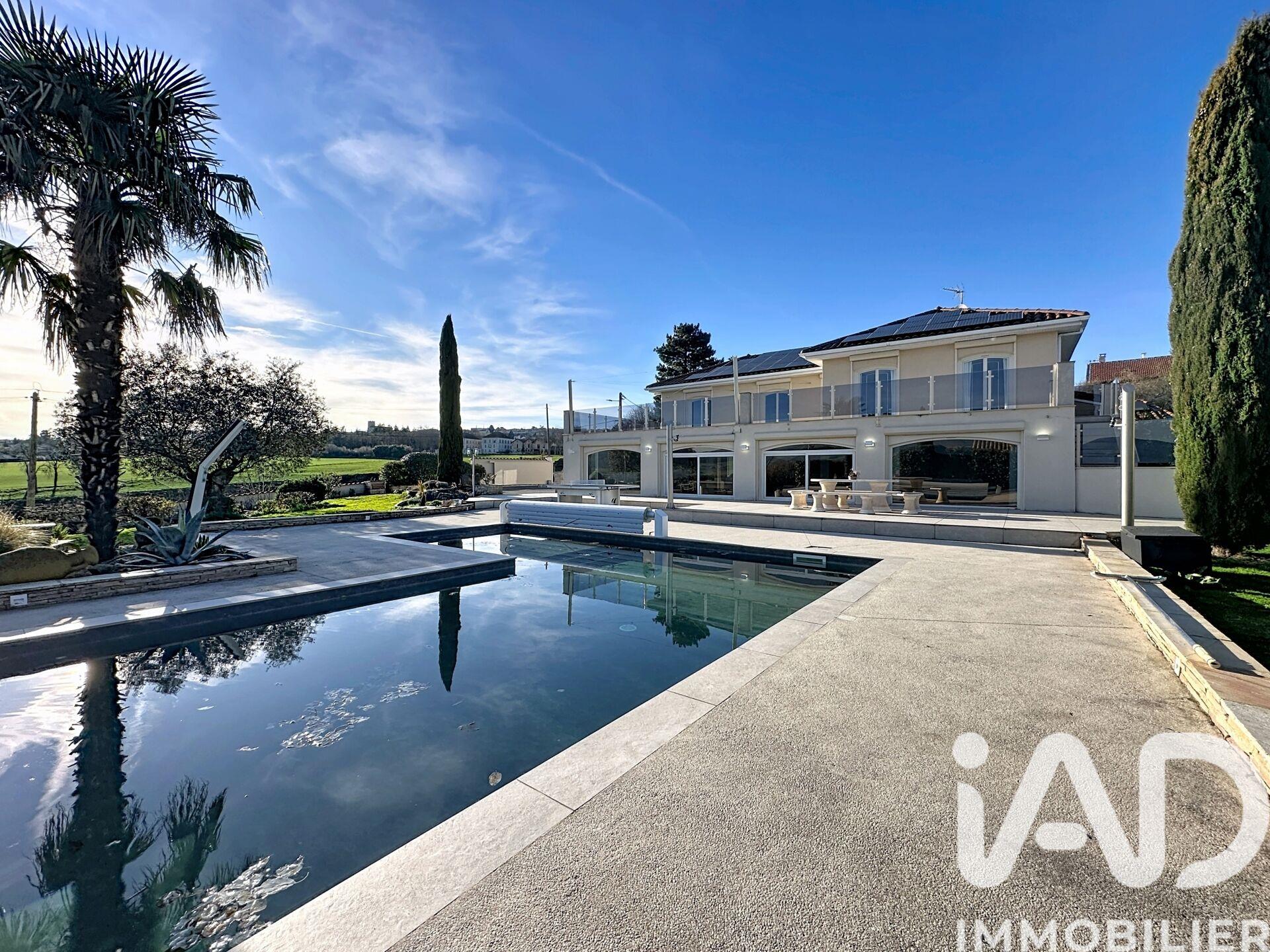 Maison à vendre, 260m², Saint-Martin-la-Plaine