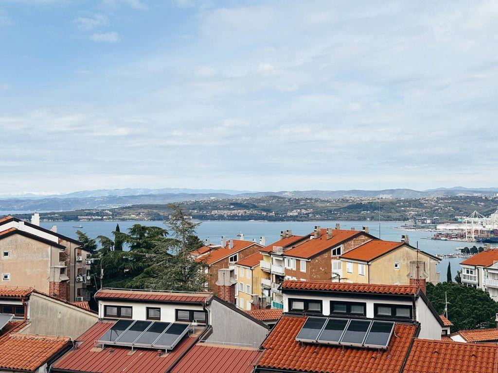 3 room luxury Flat for sale in Koper, Slovenia
