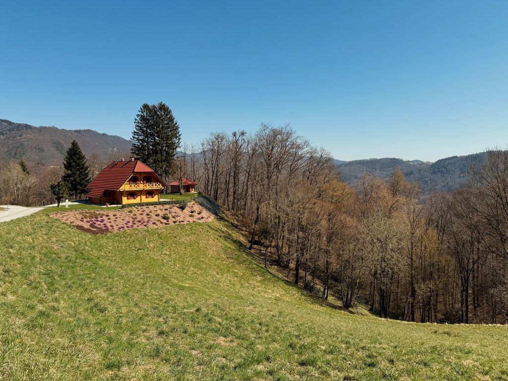 Luxury House for sale in Mala Ševnica, Trebnje