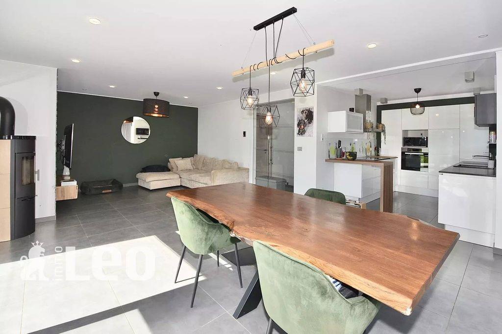 Luxury House for sale in Wahlhausen, Luxembourg