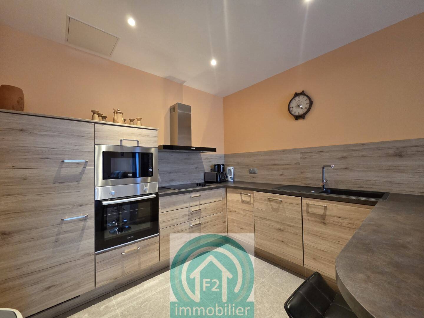 Appartement à louer, 74m², Tallone