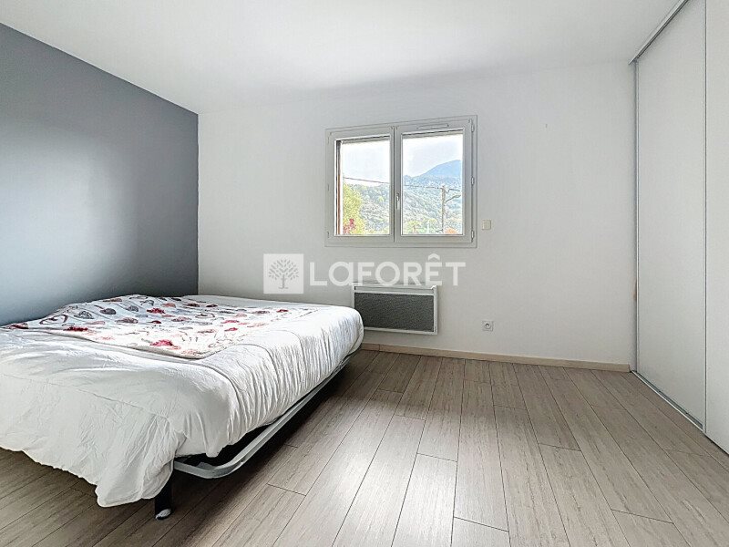 Maison à louer, 90m², Massignieu-de-Rives