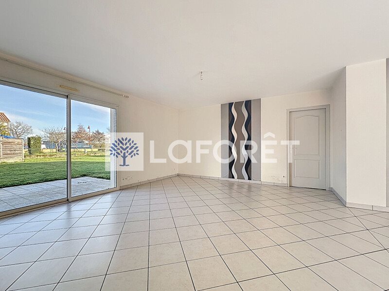 Maison à louer, 122m², Chiché