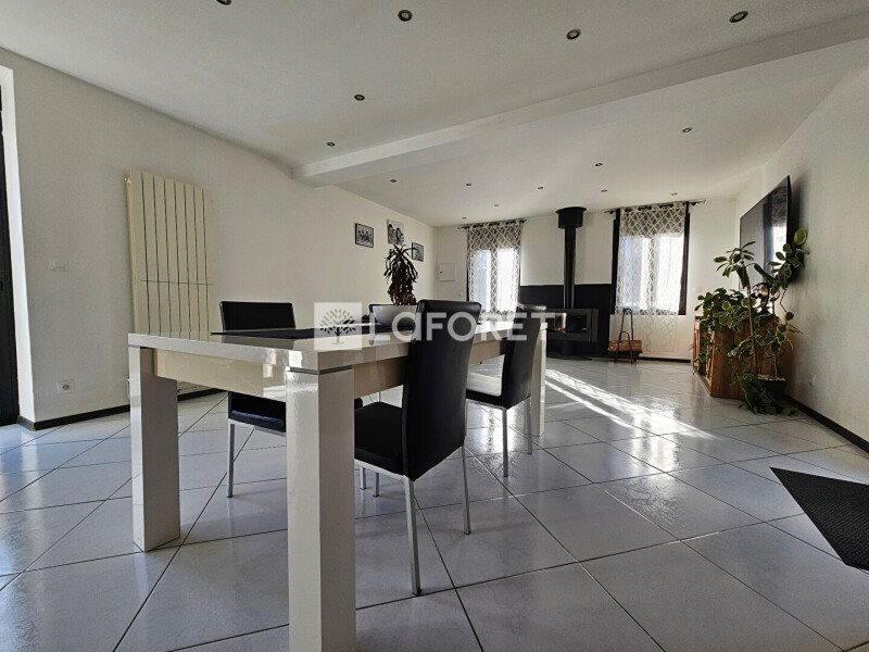 Maison à vendre, 160m², Bailleval