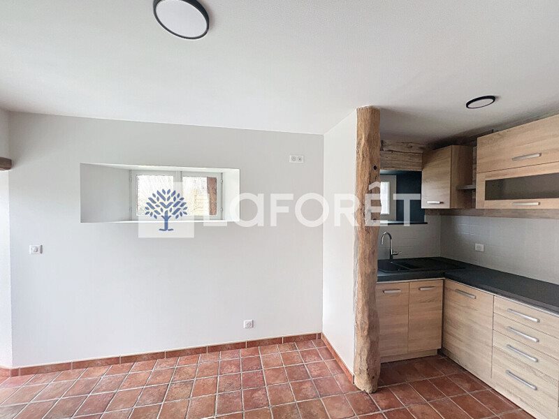 Maison à louer, 84m², Chiché