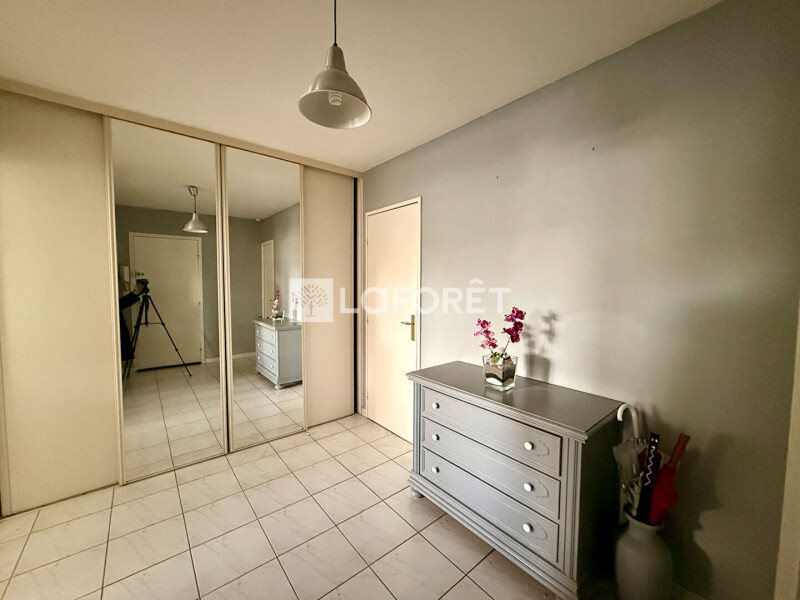 Appartement à vendre, 79m², Saint-Memmie