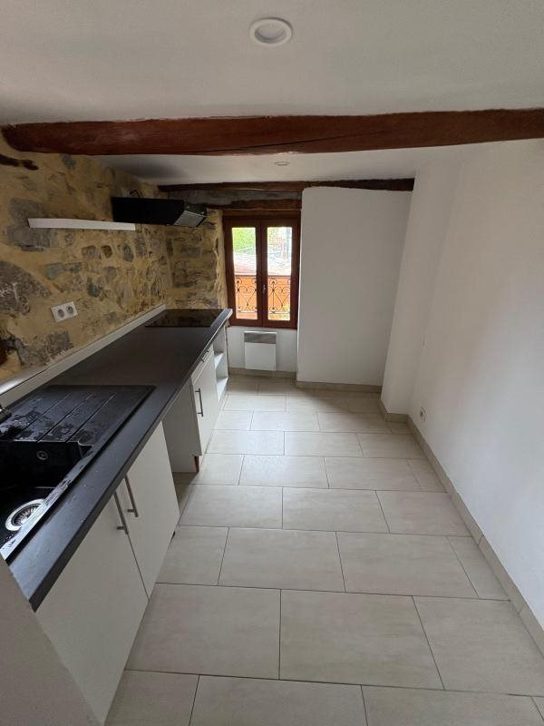 Appartement à louer, 43m², Bendejun