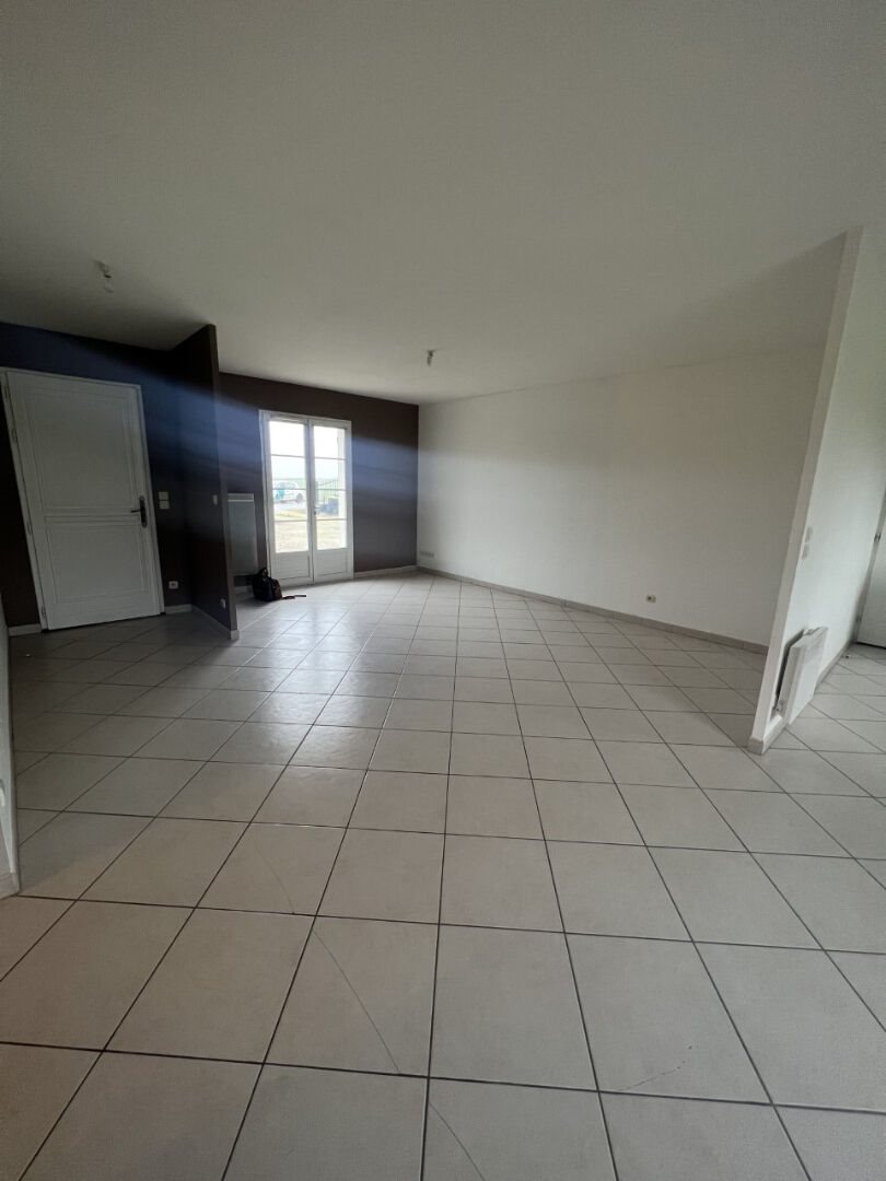 Maison à louer, 89m², Jouy-en-Pithiverais