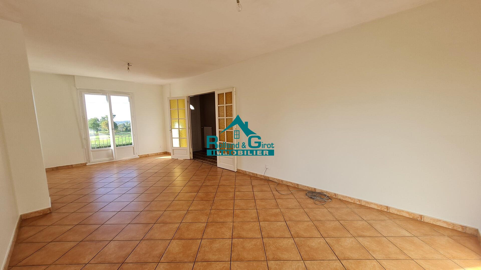 Maison à louer, 118m², Liffré