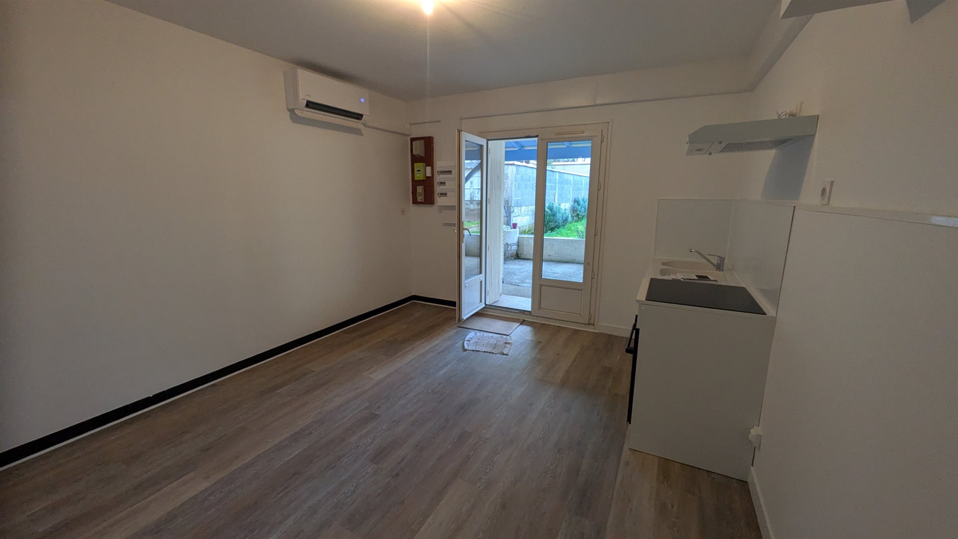 Maison à louer, 100m², Frontenay-Rohan-Rohan