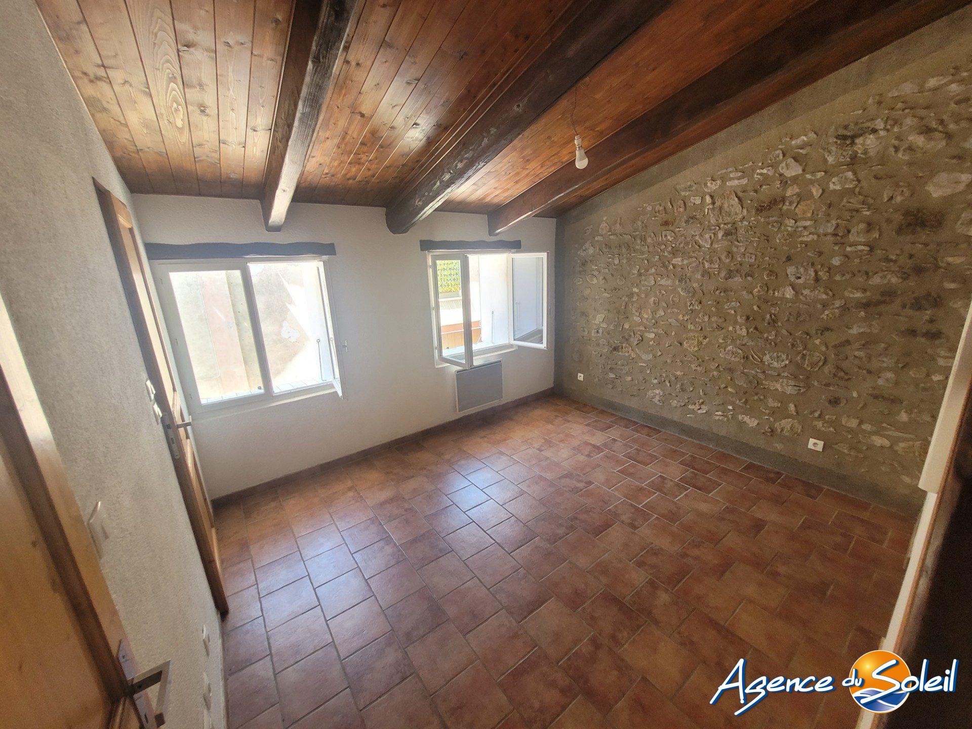 Maison à louer, 63m², Talairan