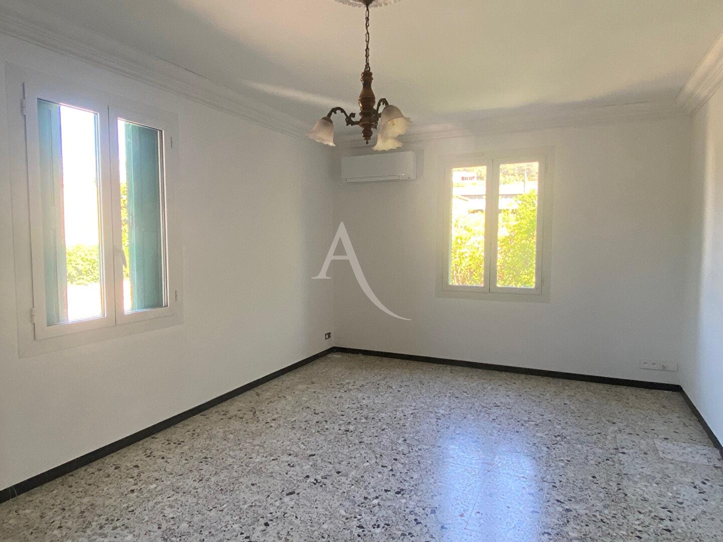 Maison à louer, 90m², Le Poujol-sur-Orb