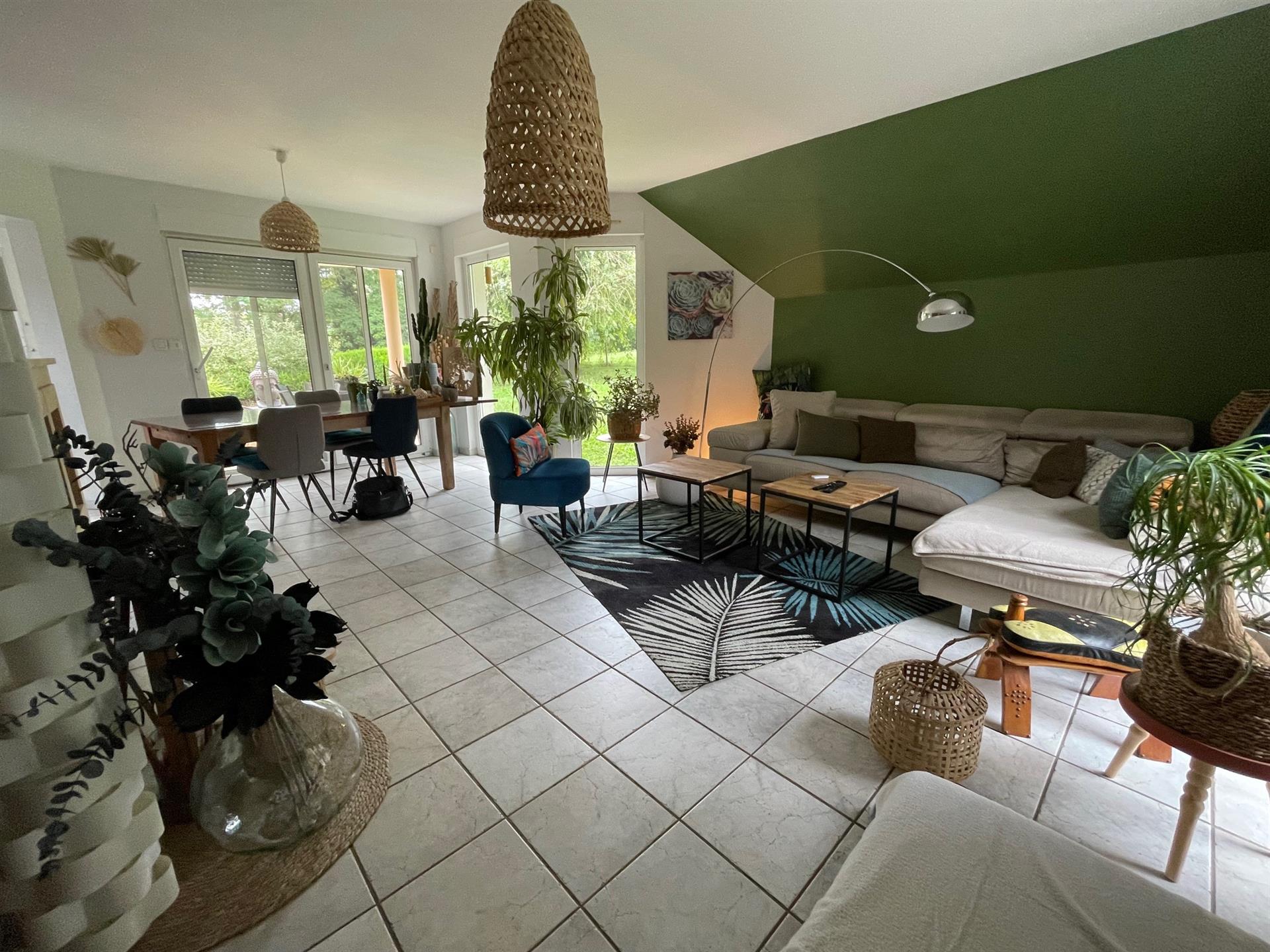 Maison à louer, 125m², Rohr