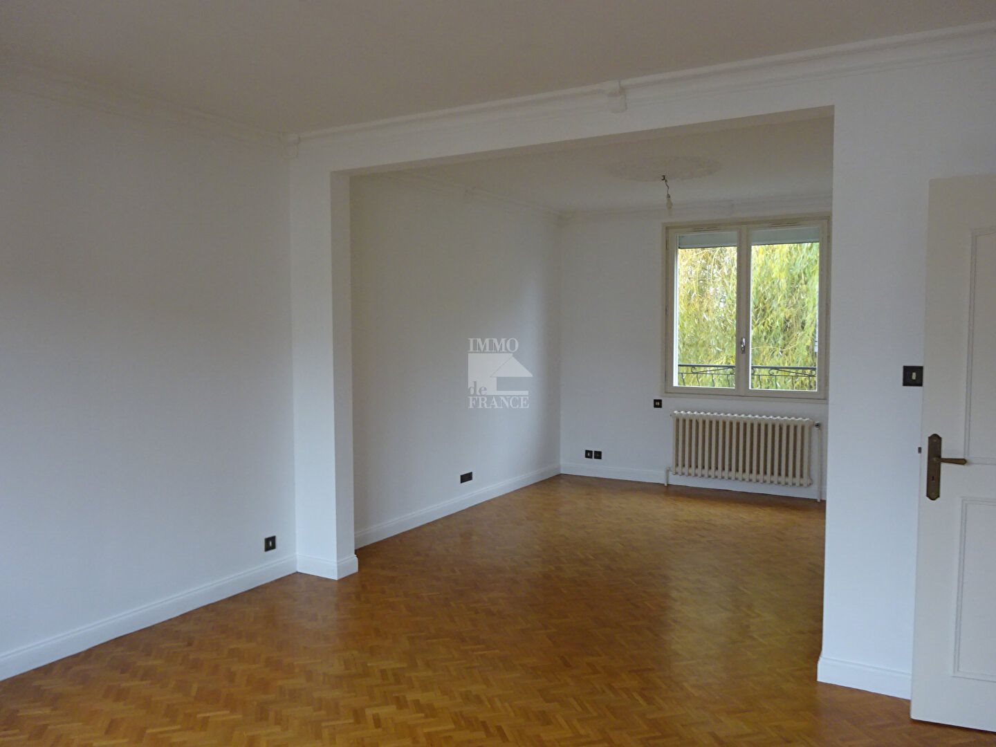 Maison à louer, 77m², Evron
