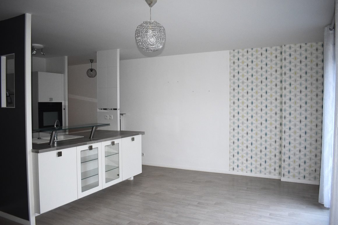 Appartement à louer, 84m², Talensac