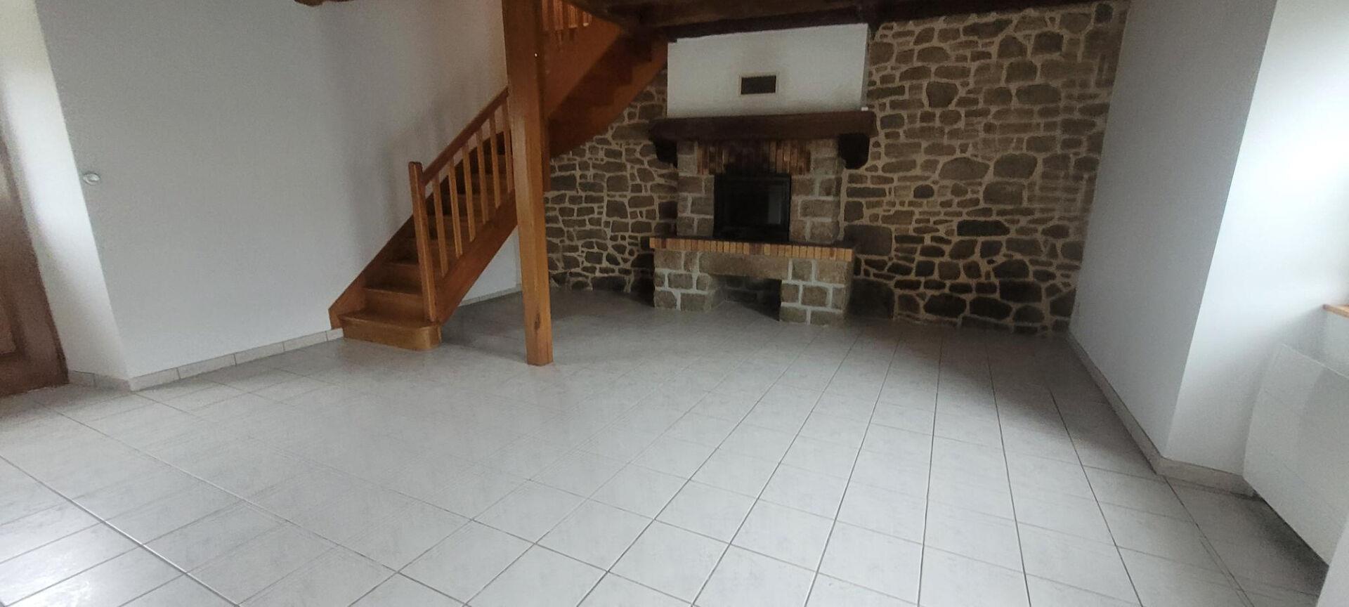 Maison à louer, 68m², Combourg