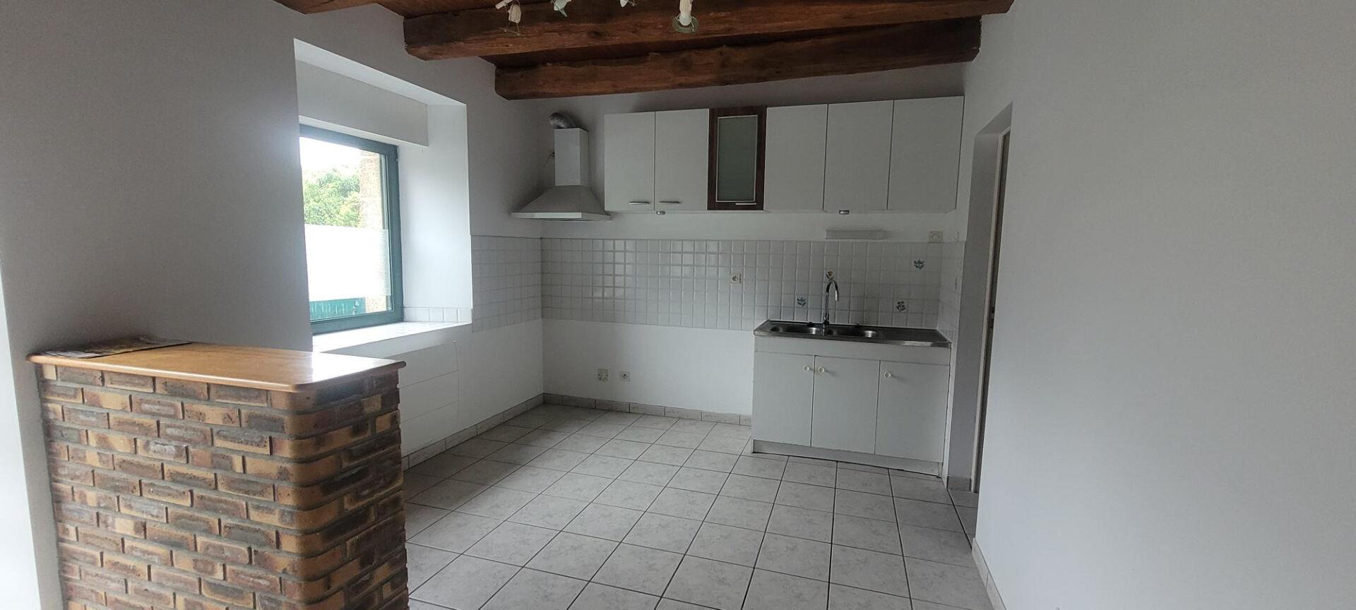 Maison à louer, 68m², Combourg