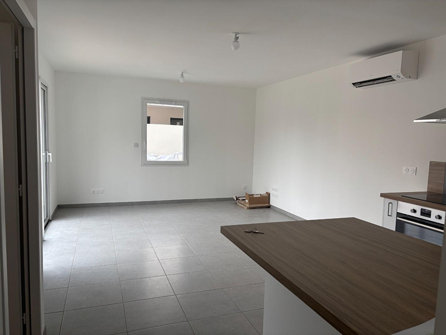 Maison à louer, 60m², Brains