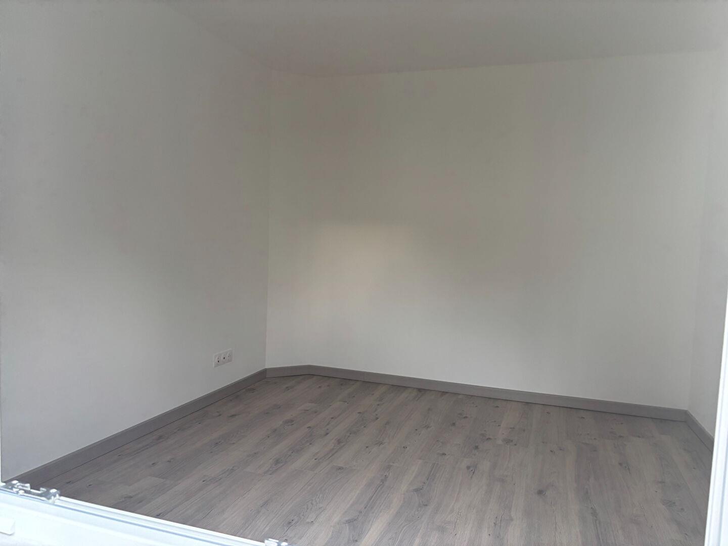 Maison à louer, 60m², Brains