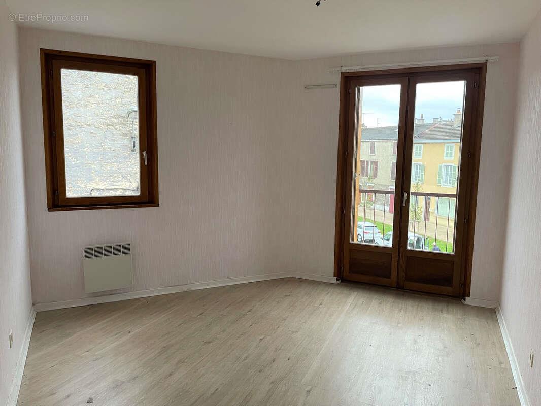 Appartement à vendre, 65m², Bar-sur-Aube