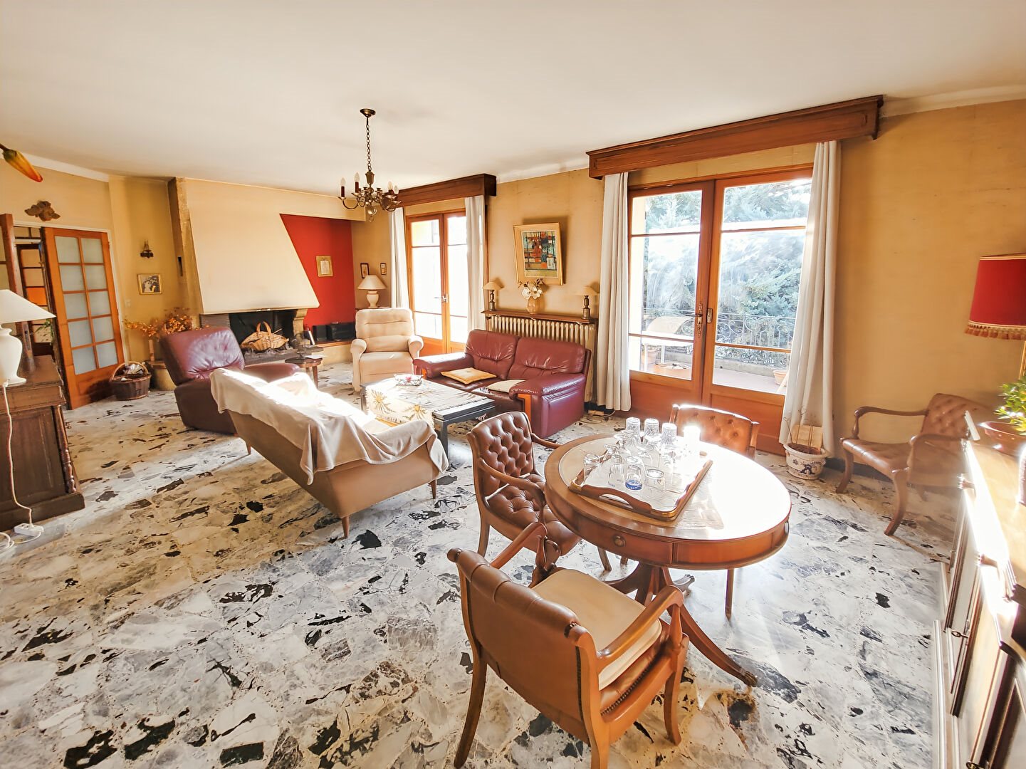 Maison à vendre, 241m², Eyguières