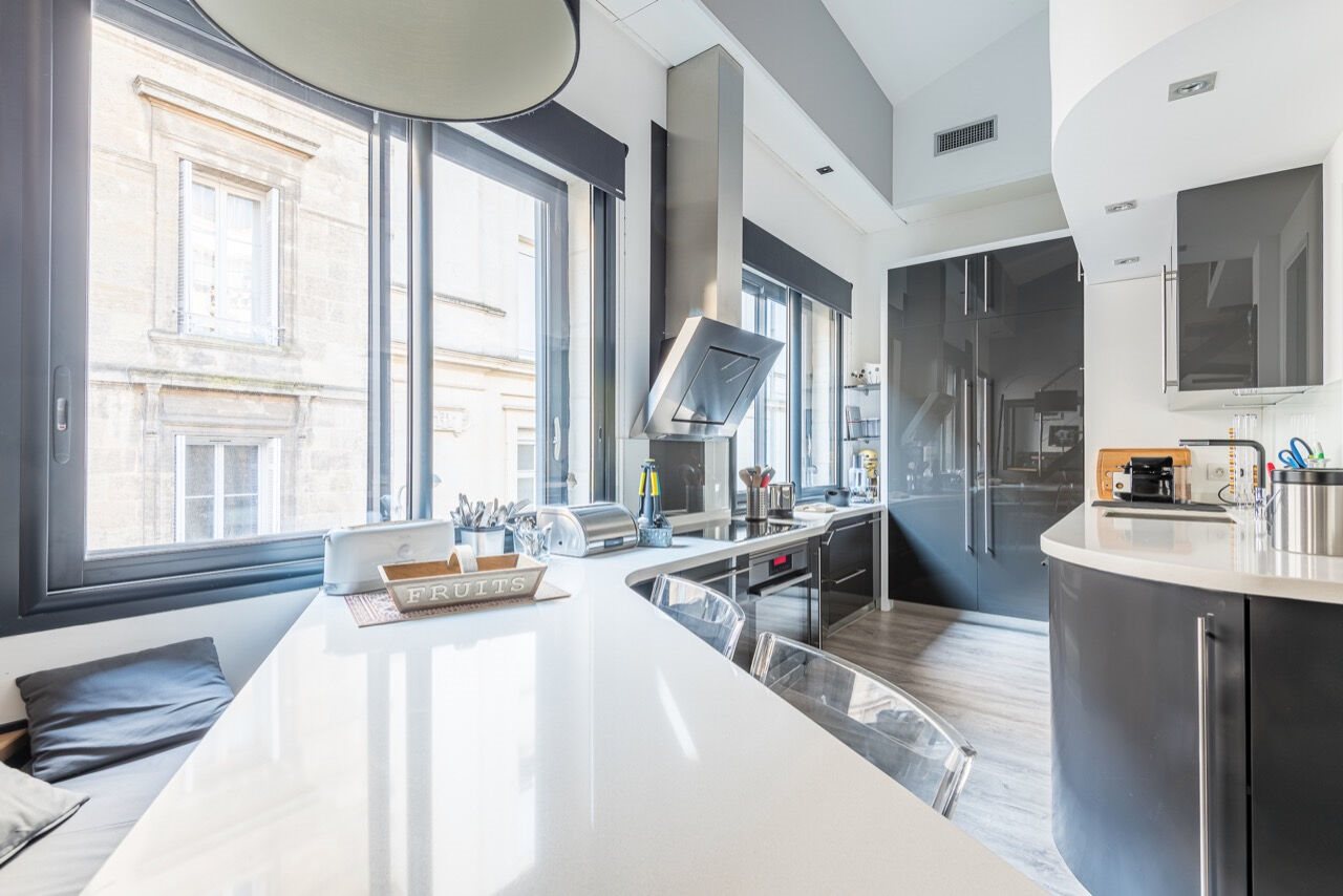 Appartement à louer, 82m², Bordeaux