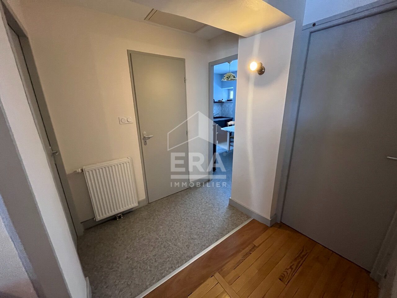 Appartement à louer, 78m², Andelot-en-Montagne