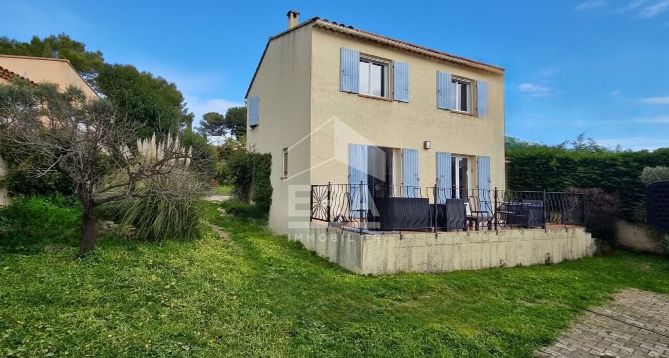 Maison à vendre, 98m², Saint-Mitre-les-Remparts