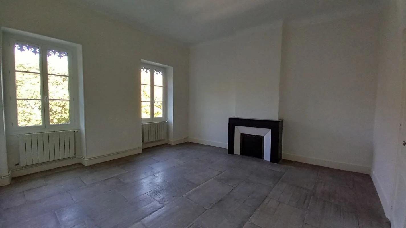 Appartement à louer, 107m², Nîmes
