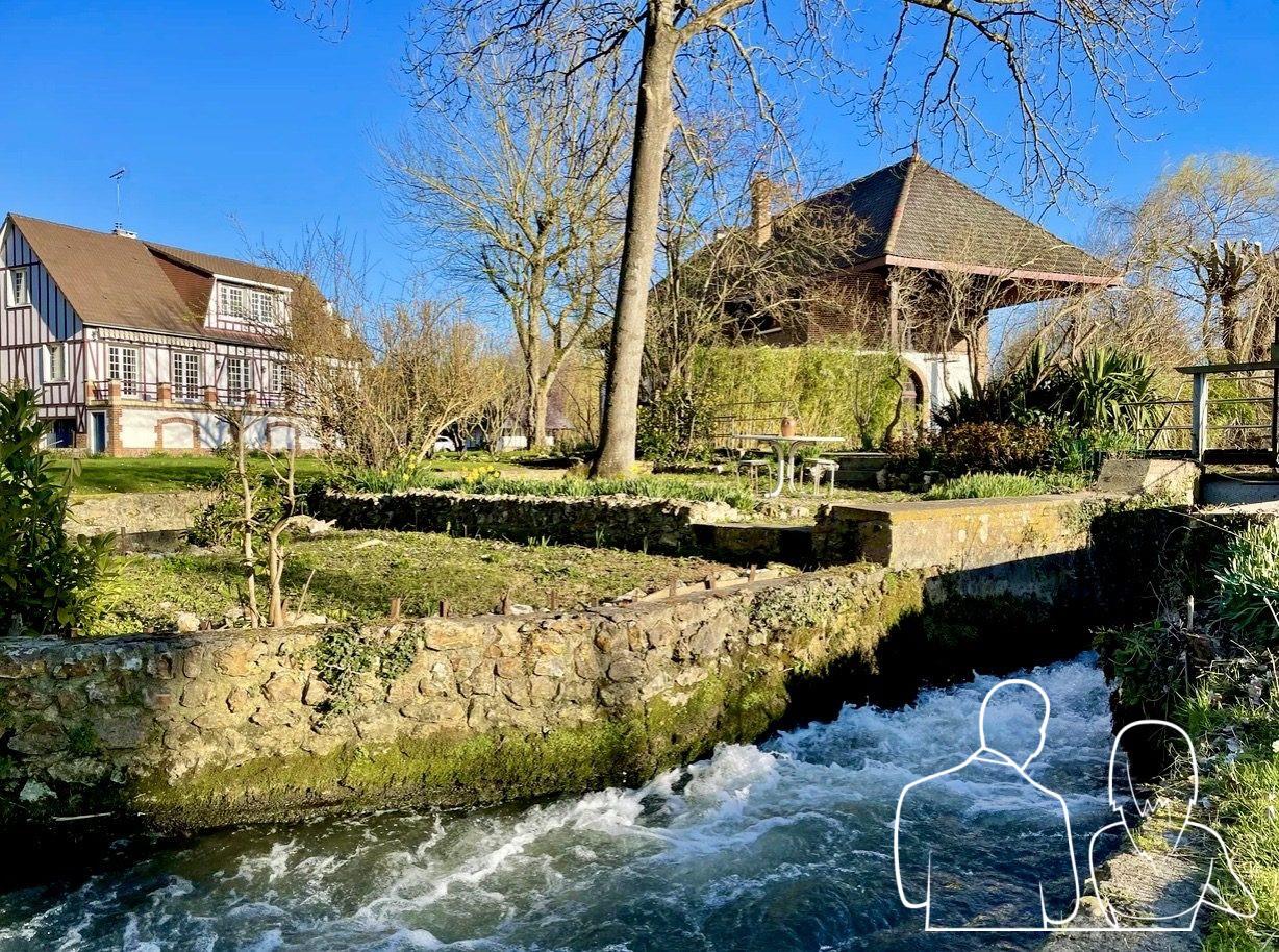 Domaine En Bord De Risle - Set Of Three Houses