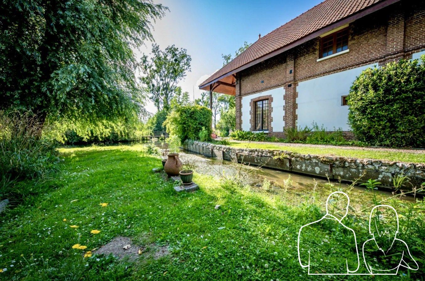 Domaine En Bord De Risle - Set Of Three Houses